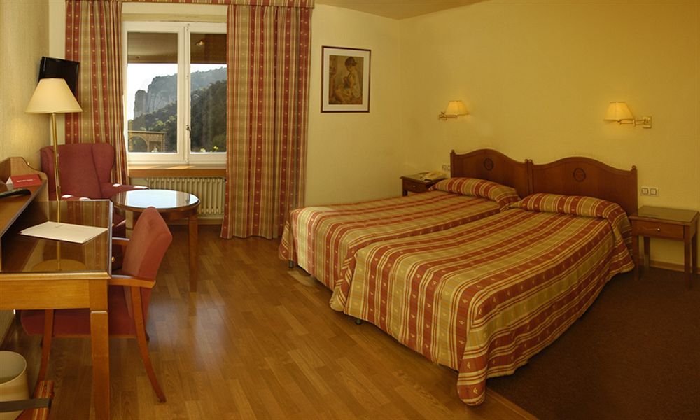 برشلونة Hotel Abad Cisneros المظهر الخارجي الصورة